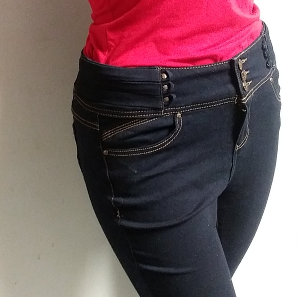 Never worn.jean jegging. - Picture 3 of 5
